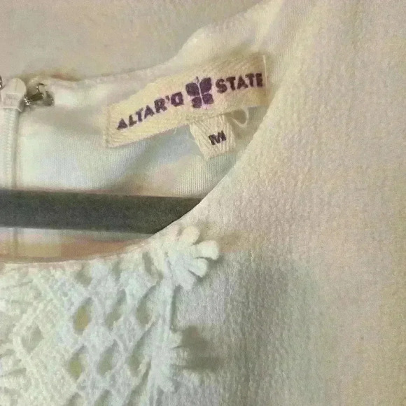 Altar'd State White Shift Dress Size M  Summer Feminine - Picture 2 of 10
